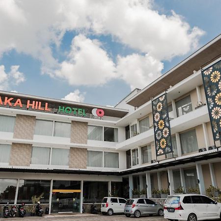 Neo Cempaka Hill Hotel Jembel المظهر الخارجي الصورة