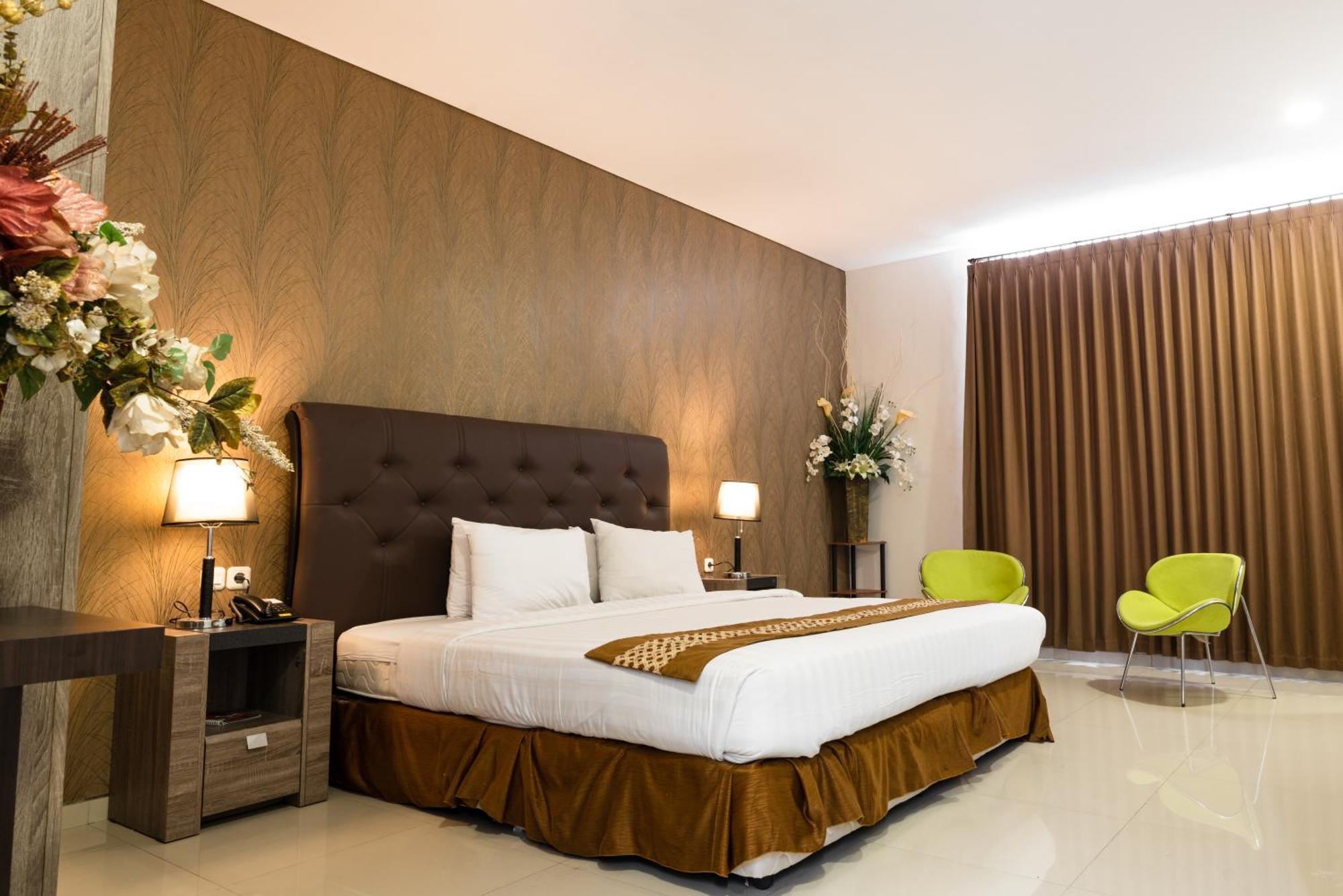 Neo Cempaka Hill Hotel Jembel المظهر الخارجي الصورة