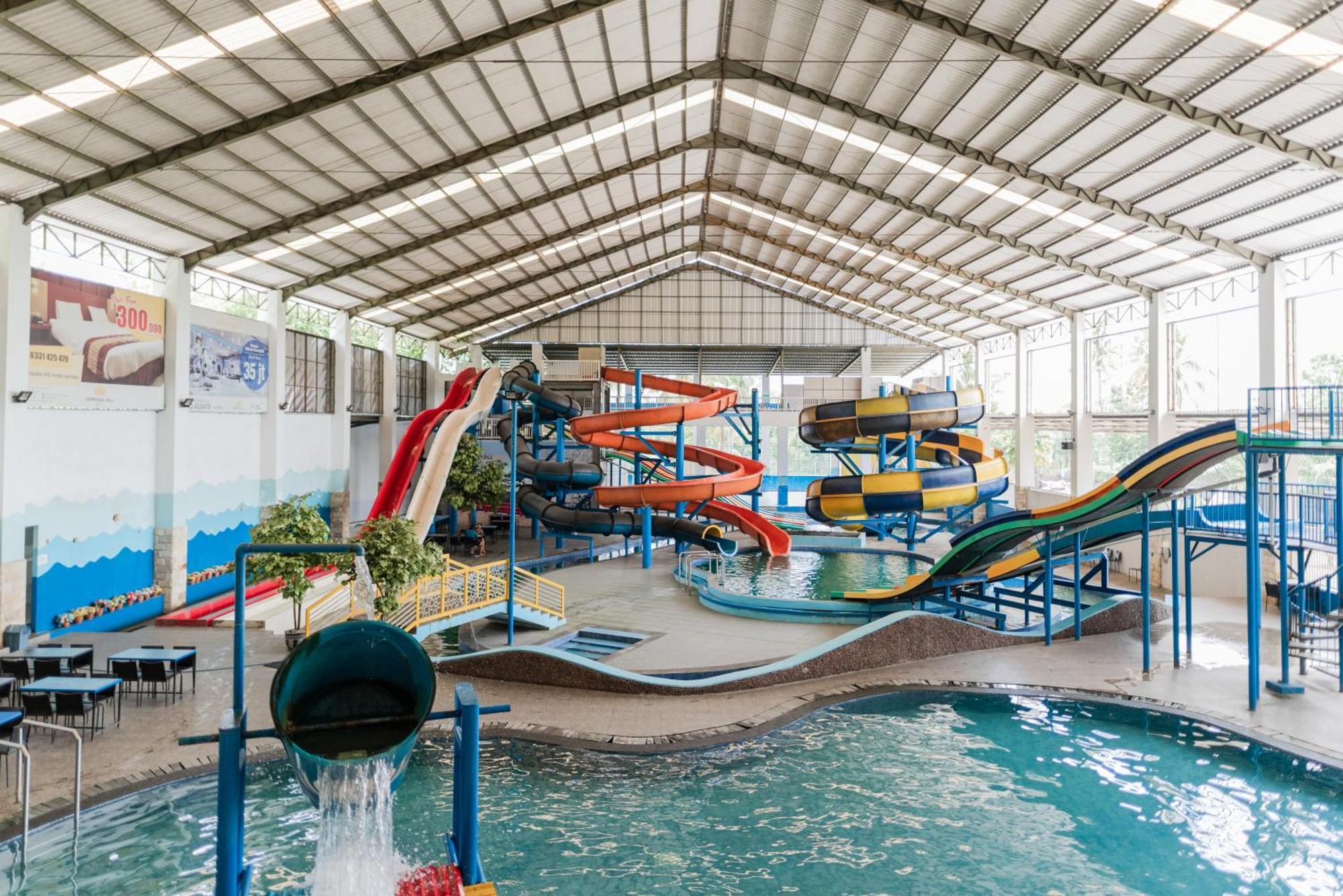 Neo Cempaka Hill Hotel Jembel المظهر الخارجي الصورة
